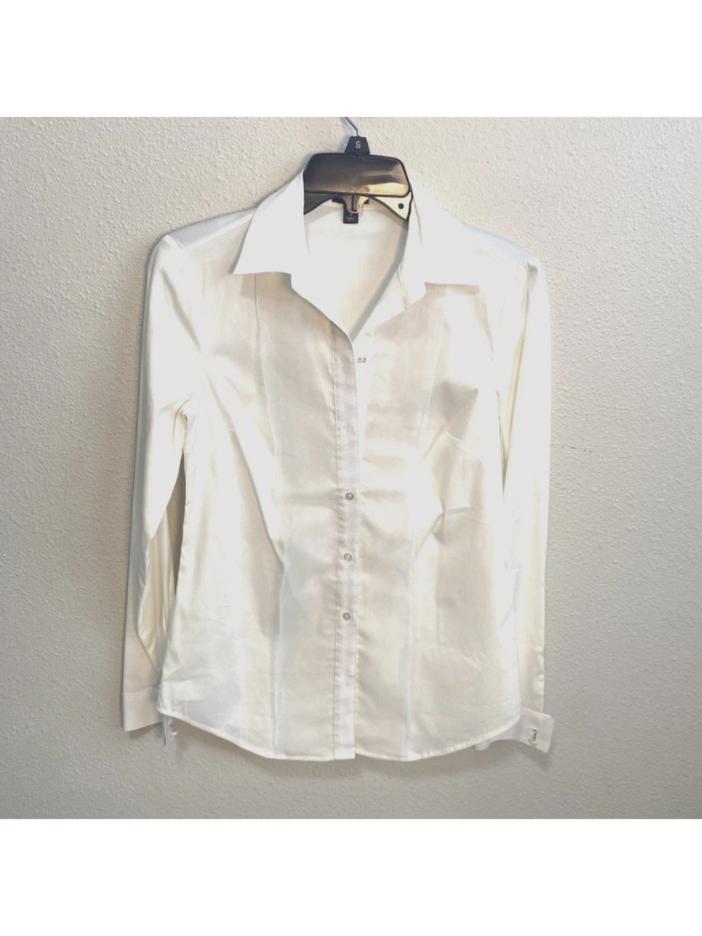 Ann Taylor NWOT White Sheer Back Button Front Blouse Size O  X-Small Long Sleeve